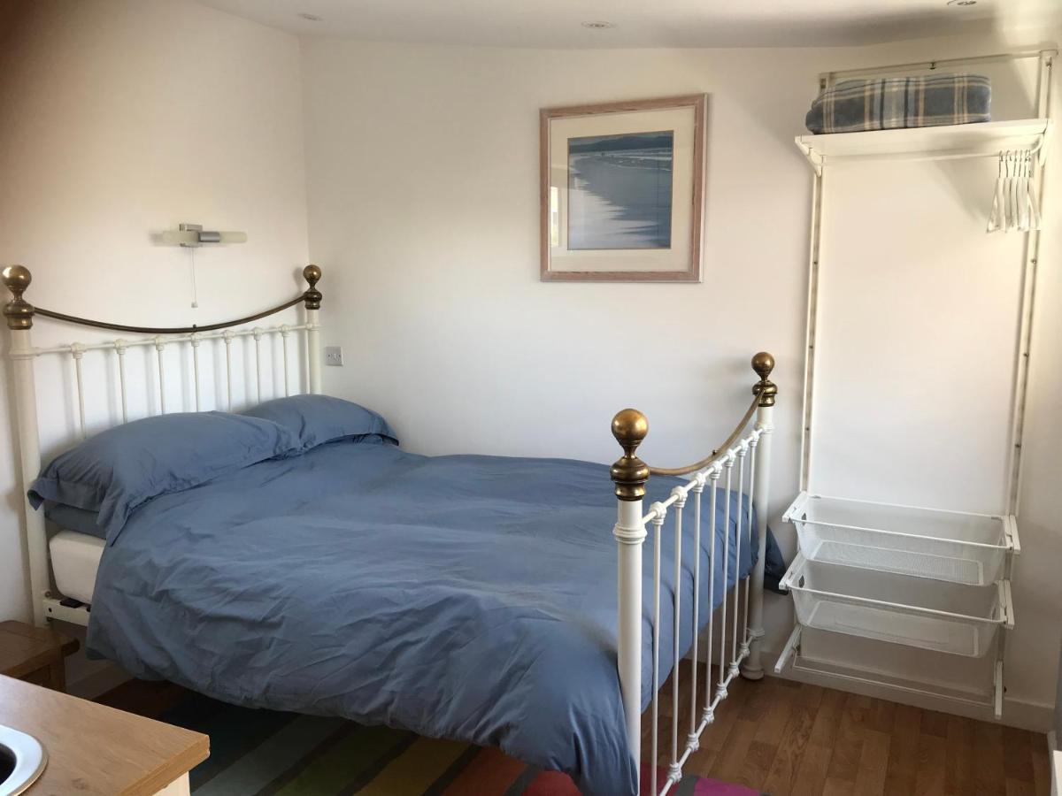 Flat Rocks, With Parking, 100M From Beach Perranporth Exterior foto
