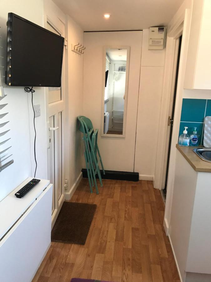 Flat Rocks, With Parking, 100M From Beach Perranporth Exterior foto